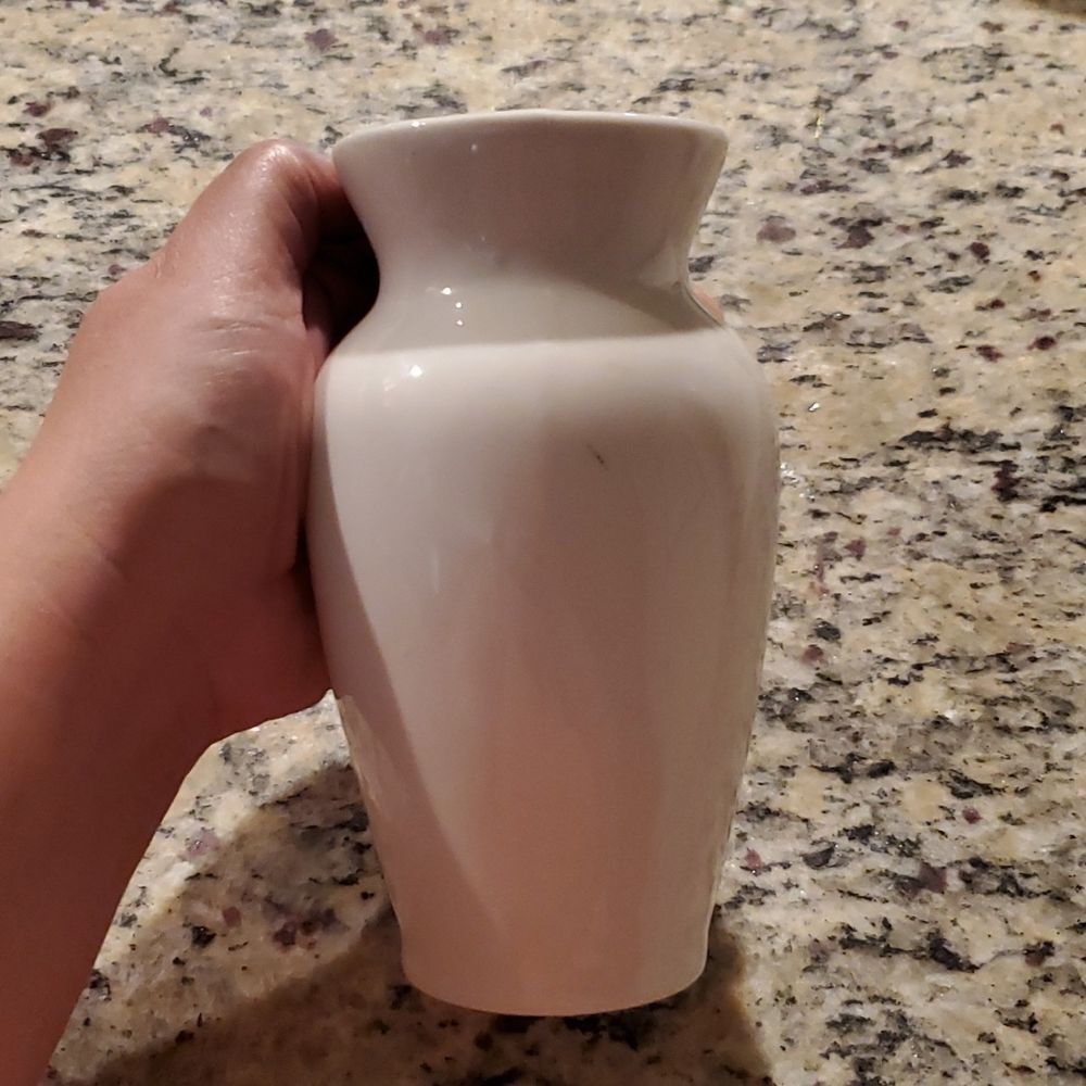 Vintage Tasia China Porcelain Vase White 3D Sculpted Rose Floral Applied Ceramic - Picture 4 of 10